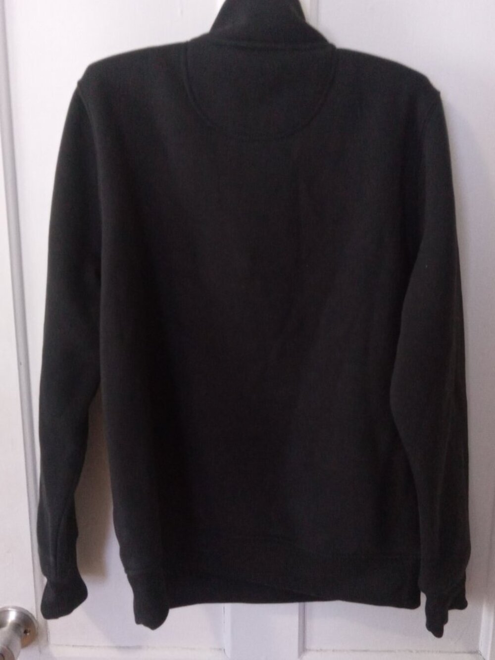 Carhartt Women's Sweatshirt. - Picture 2 of 4
